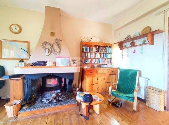 img_42f8c937-892b-4e2b-b80d-78e712a210a2