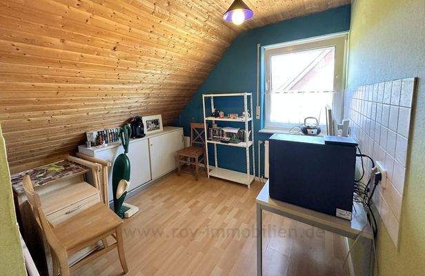 Büro (Küchenanschlüsse vorhanden)