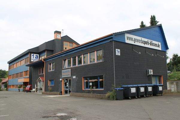 Ansicht Bürogebäude_1.jpg