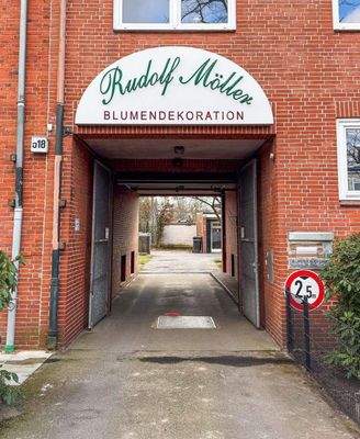 Fläche für Firmenschild - Einfahrt (Hauptstraße)