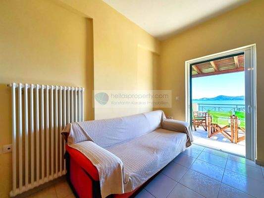 img_14d39bb2-b1df-4829-9a3b-cce5a3babf63