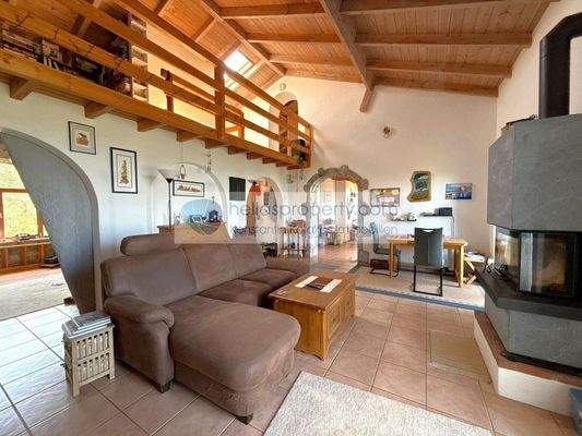 a083970f0b594520aecb59e421ce5005-original