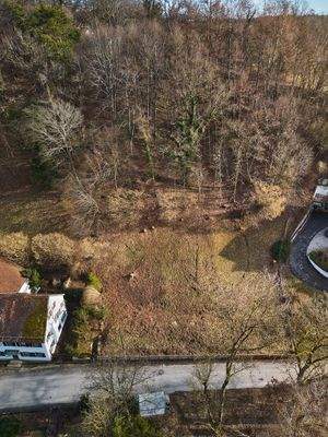 Blick auf Grundstück