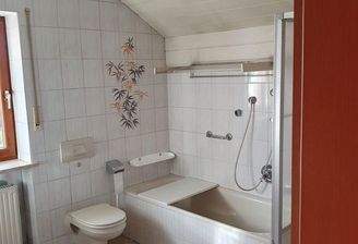 Bad Wanne und Dusche