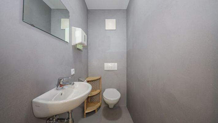 KITZIMMO-Dachgeschoss-Büro mit genehmigter Erweiterung kaufen - Immobilien Kitzbühel.