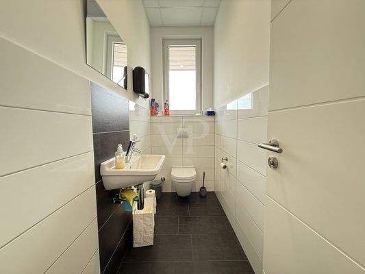 Werk 2 Büro Herren WC