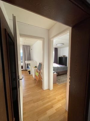 Zugang mit Schrank