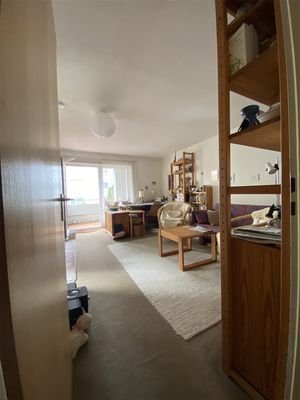 Blick ins Wohnzimmer