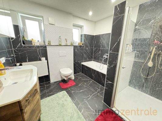 552120B8-637A-4B34-B4DE-6C0E400F99D8_1_105_c