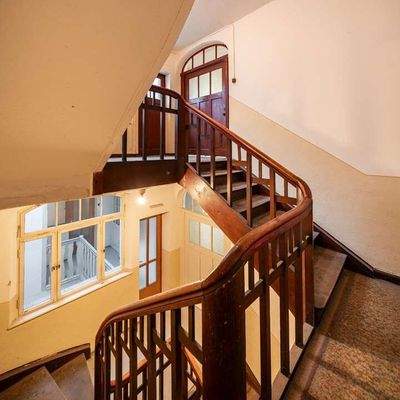 008_Stilvolles Treppenhaus