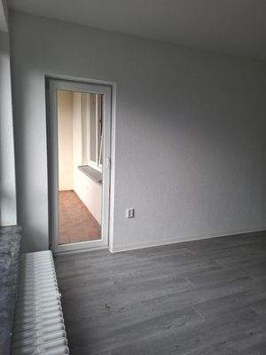 2025-09-10_10-07-06_06