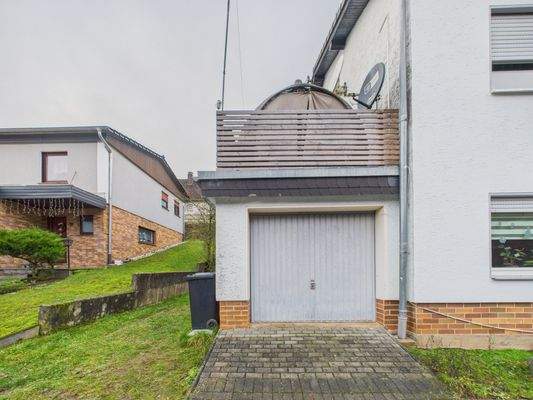 CAM01223G0-PR0177-STILL045