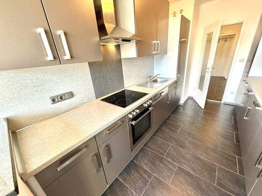 Ihre (Einbau)küche gen Essdiele