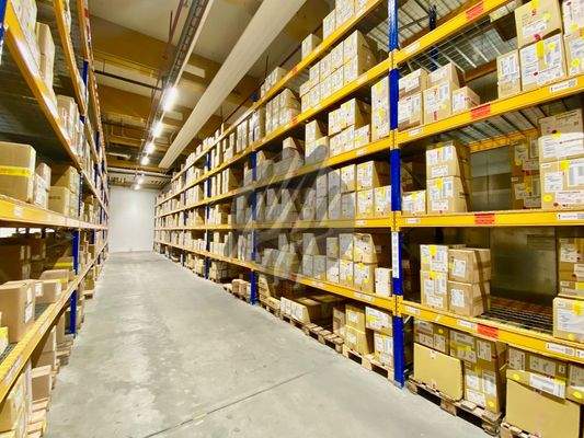 INFOS UNTER: 06171-586000