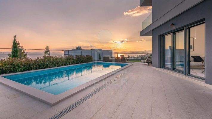 Exklusive Villa in begehrter Lage bei Split