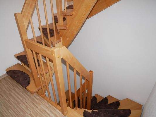 Treppe im Obergeschoss (Beispielbild)