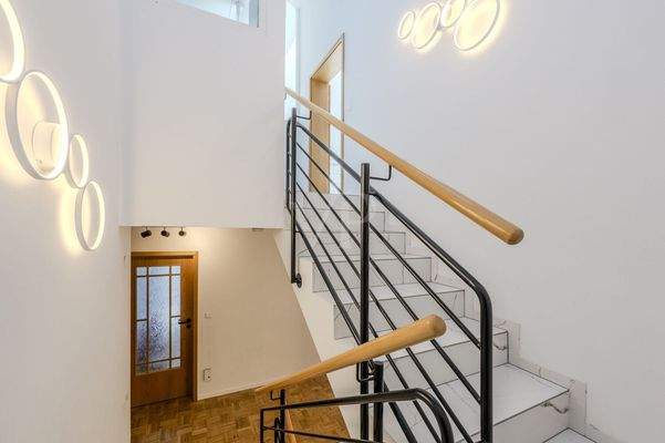 Treppenabgang ins Untergeschoss