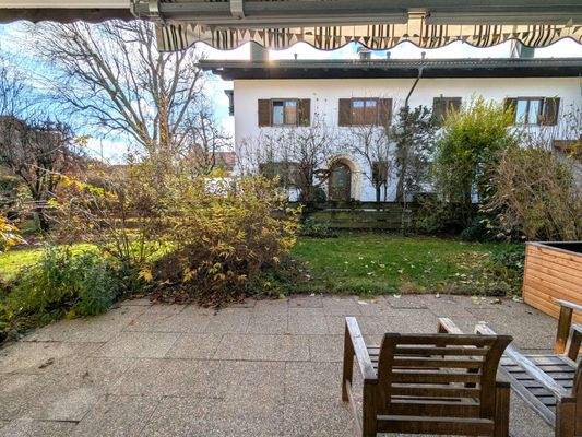 Zugang zur Südterrasse und in den Garten