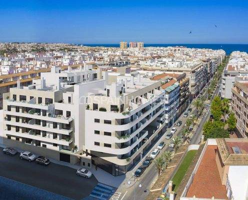 2 and 3-Bedroom Apartments Near the Sea in Torrevieja
