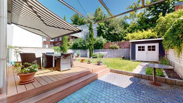 Modernes 1FH, Innenhof Garten