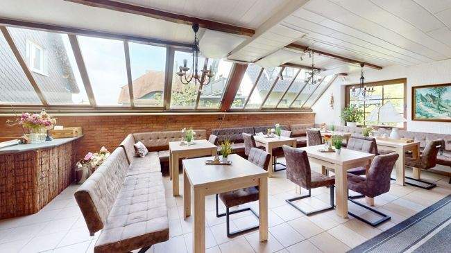 Pension-Dining-Room 2