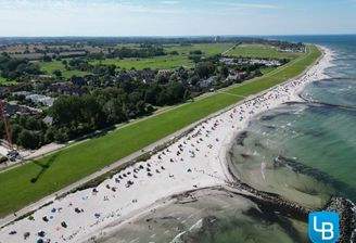 Der weitläufige Schönberger Strand