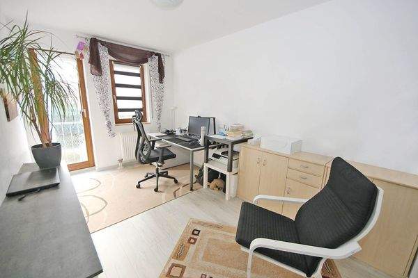 Arbeits- / Kinderzimmer 2 im OG