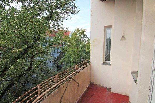 Balkon mit Grünblick