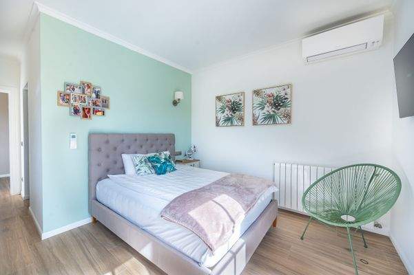 2nd Master bedroom in villa in Palmanova