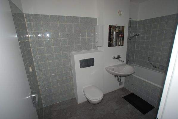 Köhler-Immobilien - Wannenbad