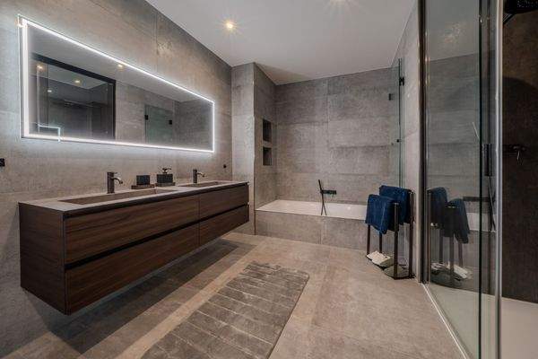 DI - Forbes Global Properties