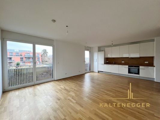 Wohnküche 29,39 m² mit Zugang zum Balkon