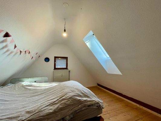 Raum Spitzboden