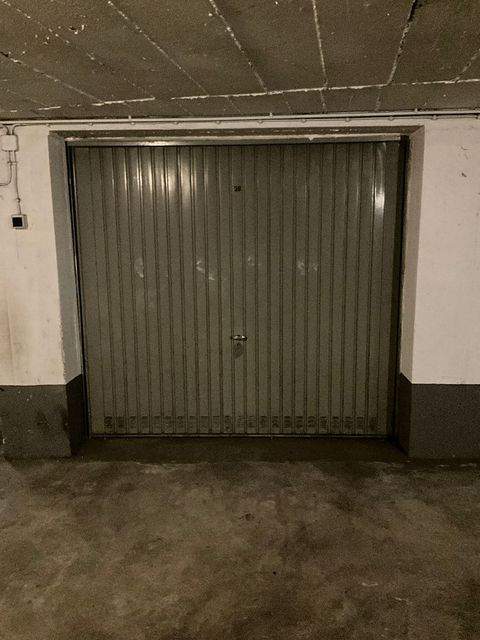 Düsseldorf Garage, Düsseldorf Stellplatz