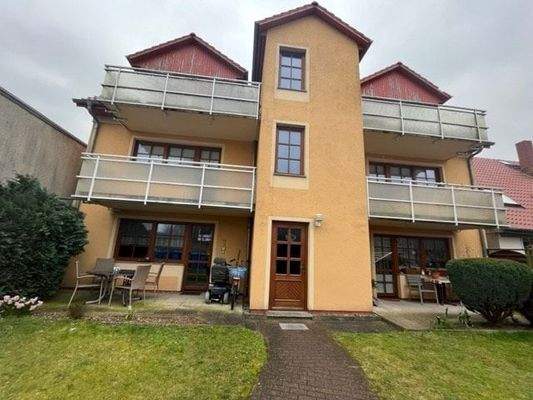 Balkone und Terrassen