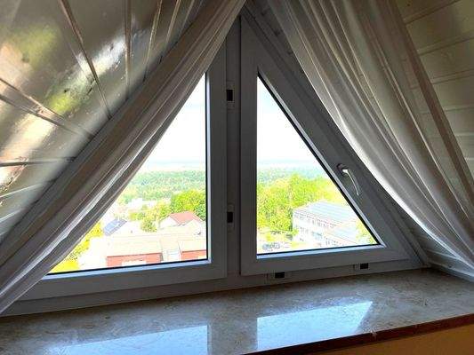 Aussicht von der Galerie in die Rheinebene