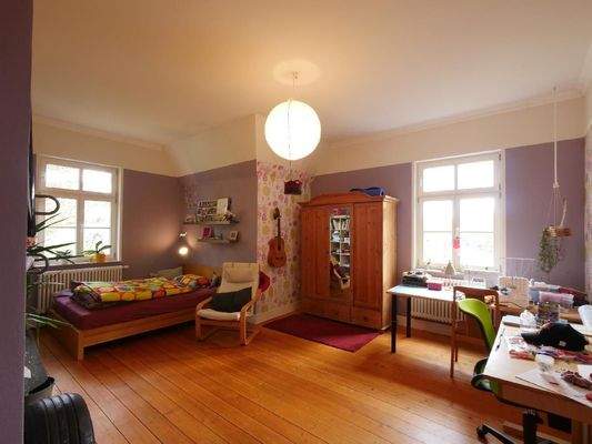  OG | Ost-ZIMMER - Befensterung nach zwei Seiten