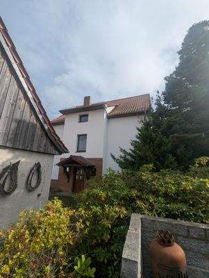 Wohnhaussicht vom Garten