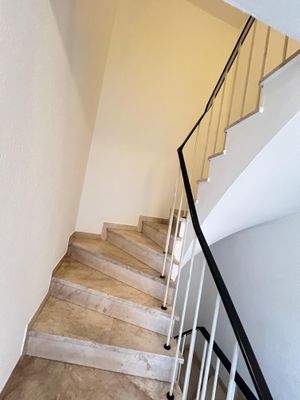 treppenaufgang.JPG