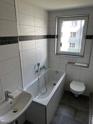 Badezimmer mit Wanne