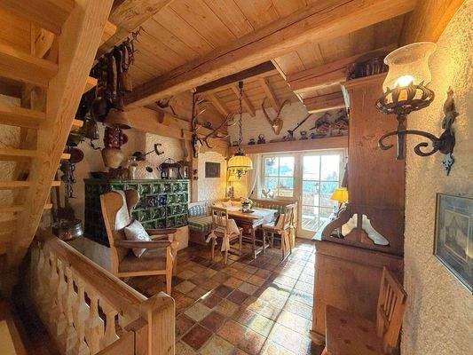 Wohndiele mit Kachelofen