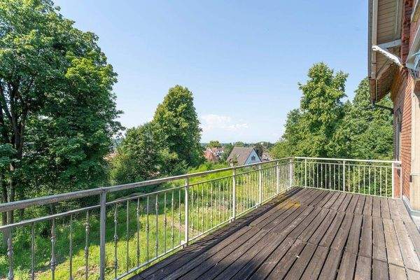 Blick nach Südwesten vom Balkon im 1. OG