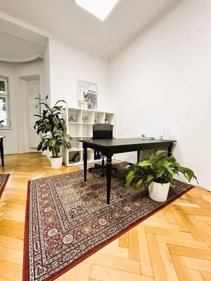 Raum E mit ca. 32m²