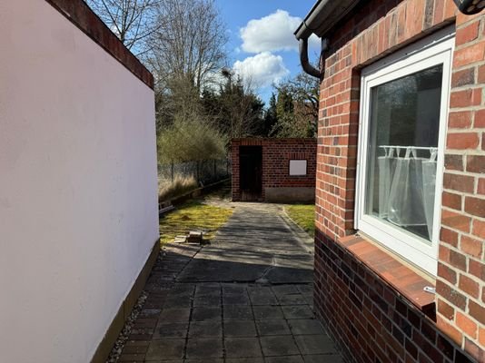 Durchgang zum Garten