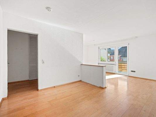 OG: Wohn-/Essbereich