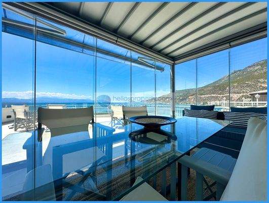 8013bb91223e473f8f9ea748c5eec328-original