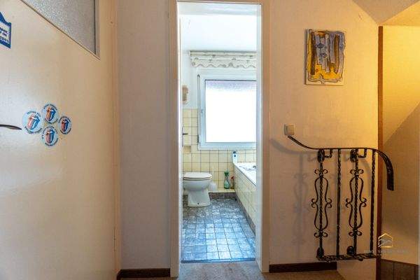 Flur + Badezimmer OG 