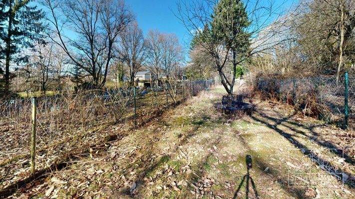 Garten/Waldgrundstück