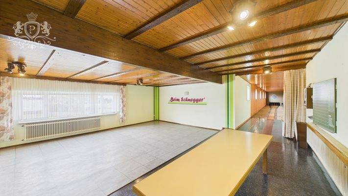 CAM01984G0-PR0452-STILL037