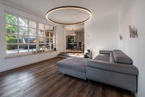 DI - Forbes Global Properties